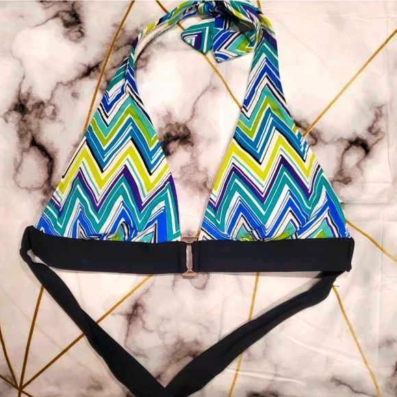 Chevron halter swim bikini top - Picture 1 of 1